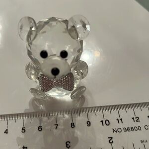 Crystal bear with a bow